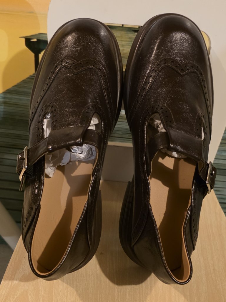 Dwarves Preppy Style Sheepskin T Strap Brogue Mary Jane Women Size 40 (9.5-10) — image 2 of 6